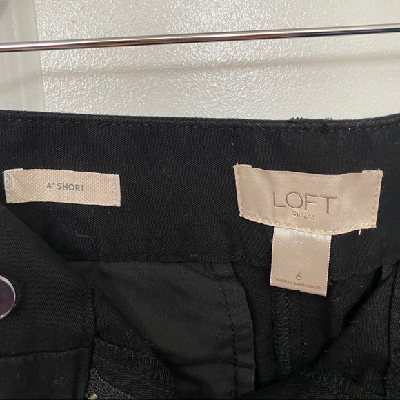 The Loft size 6 ladies shorts black - Picture 4 of 4